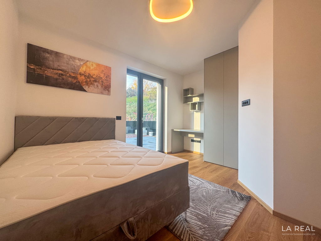 15gmjtpgrs-4032x3024__695b82f059c19