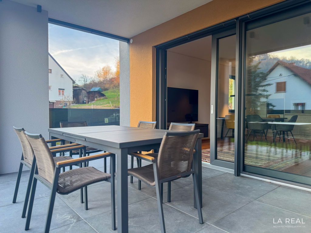 18rxkrdg55-4032x3024__695b82f24719b