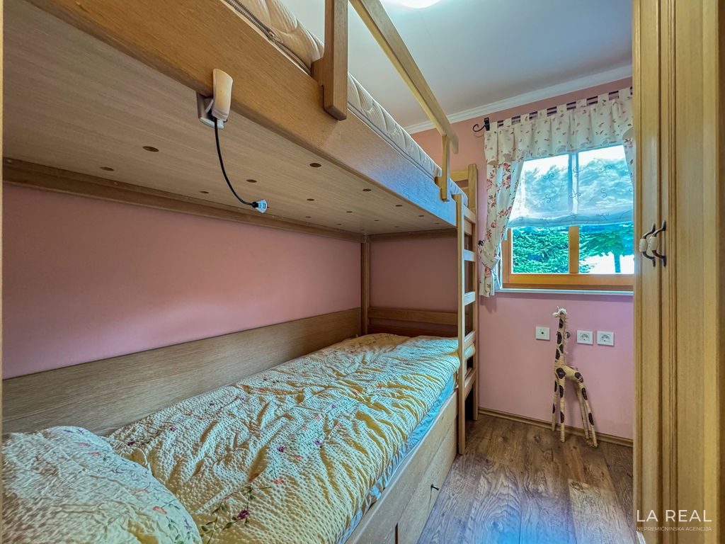 21-2-6phifnmc-4032x302468ba98776534968f1e890cb3c5690b0ca9ca5ea698074dbaa78f__699f0dc1d20b4