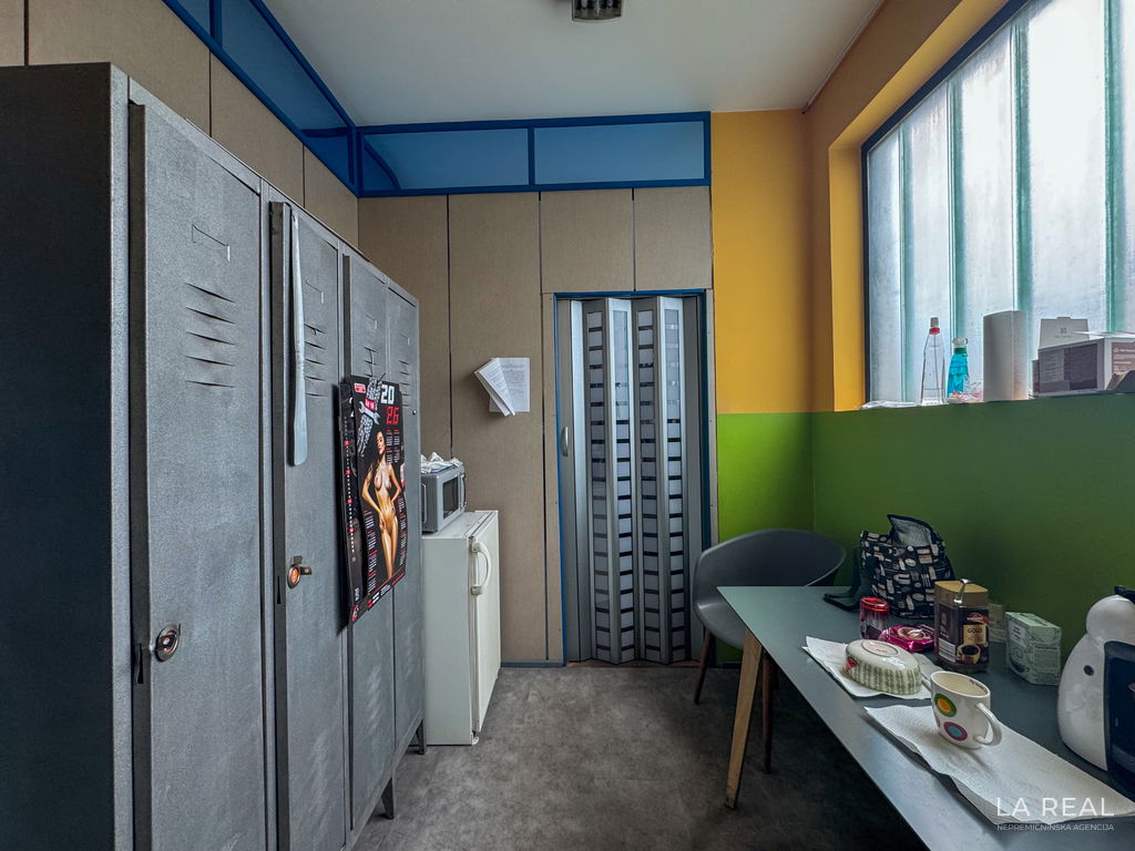 22__NVZJyu1G-4032x3024