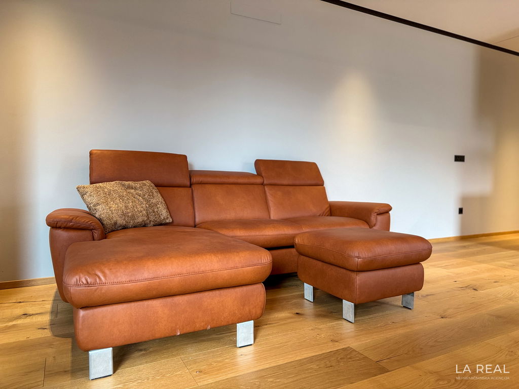 3eildggeg-4032x3024__6992cdee67adc