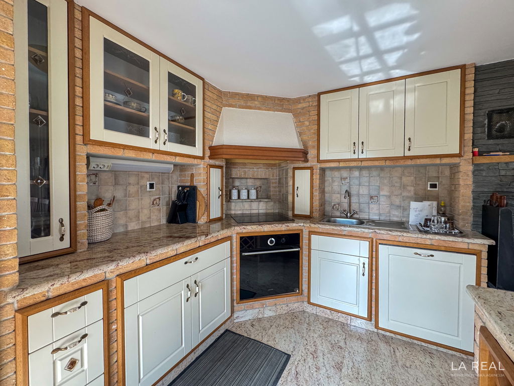 68ldefw2k-4032x302468ba9869a5e4d68f1e884e7758690b0c9d30931698074cf65b4d__699f0db812ac3