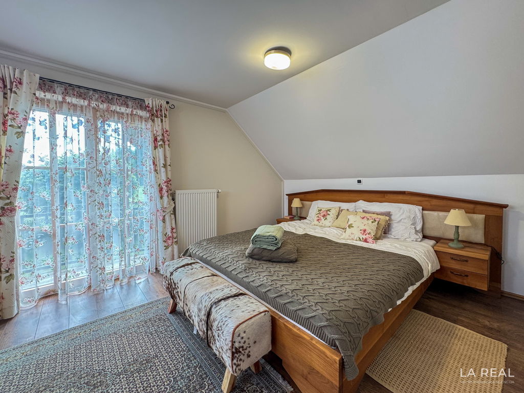 7tcwsapif-4032x302468ba986aa084668f1e8859dc14690b0c9e0bd31698074d03356b__699f0db89d462