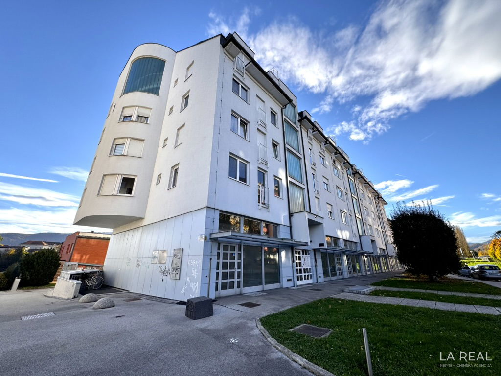 ad1b4f74-6eb9-4dfd-87a8-1005569156c5-1-105-c__nea9yVrB-1024x768