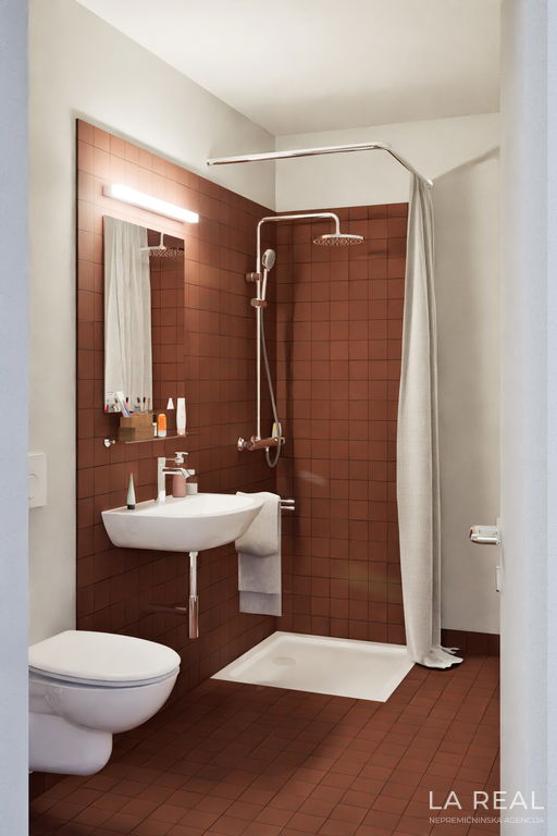 bathroom-2__HqxHmA1I-2000x3000-portrait