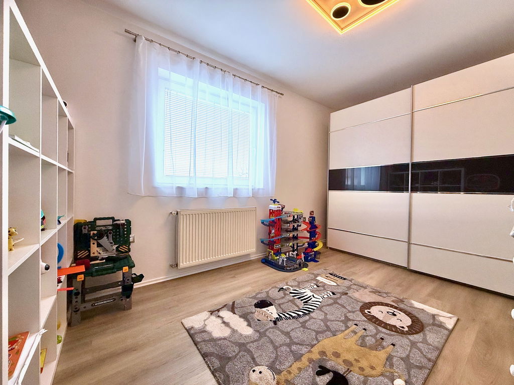 e1-13__OBkxa1sv-1900x1425