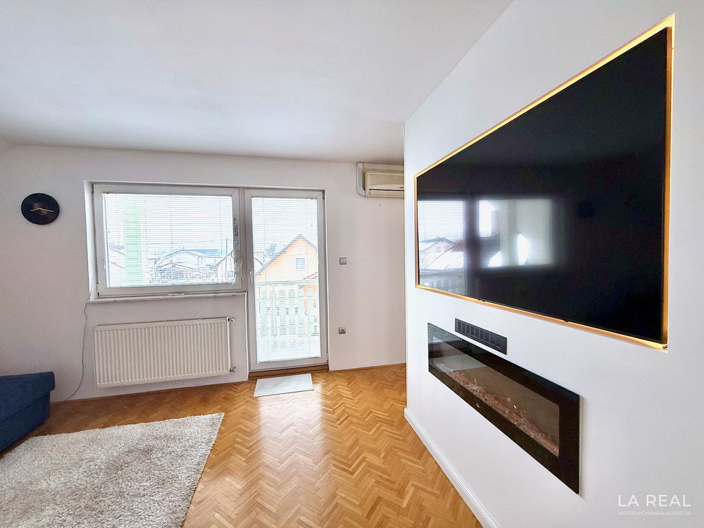 e1-16__I9fqkrsE-1900x1425