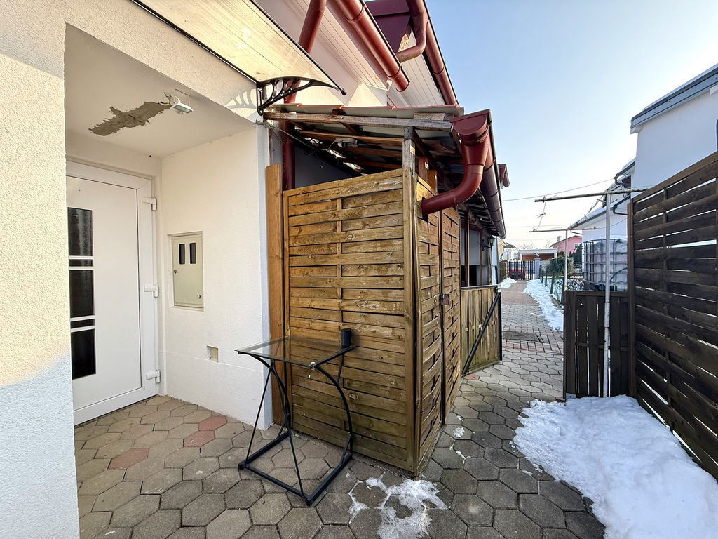 e1-17__7XdqhRJm-1900x1425