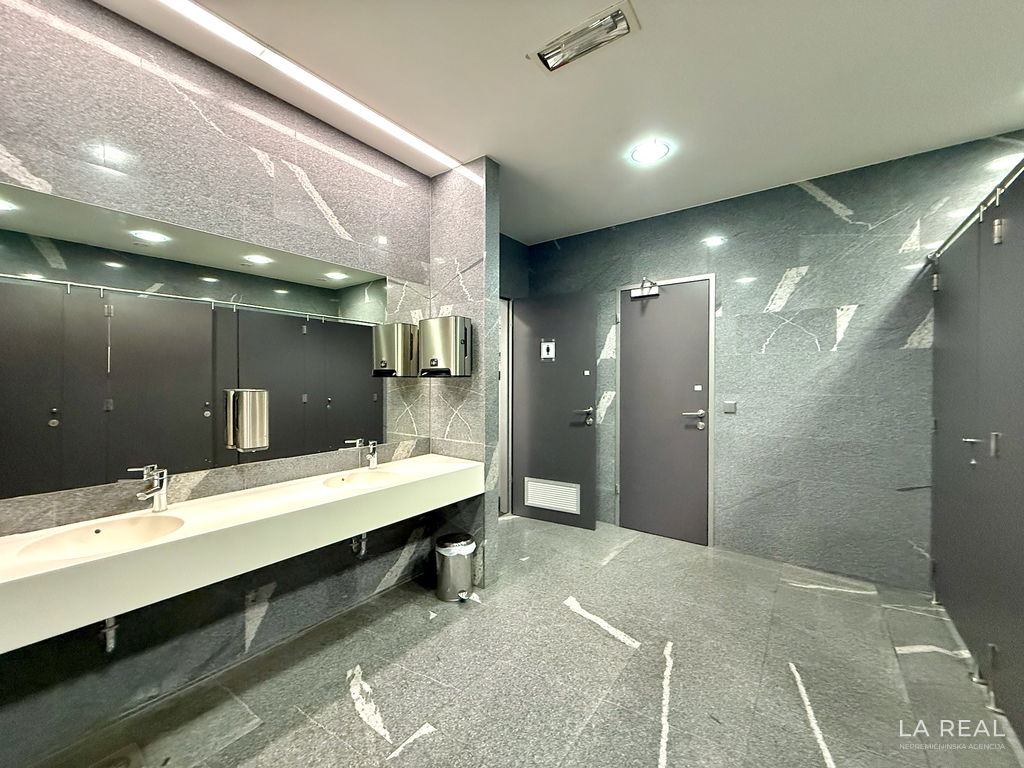 e1-17__pg0qMvio-1900x1425