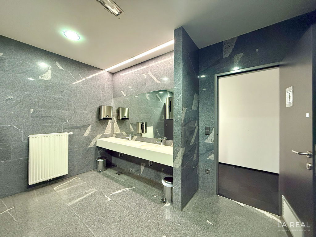 e1-18__Ktyo07pt-1900x1425