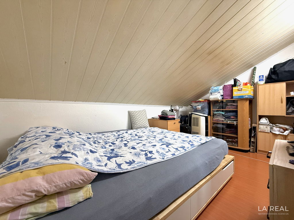 e1-19__6dghQ4Hr-1900x1425