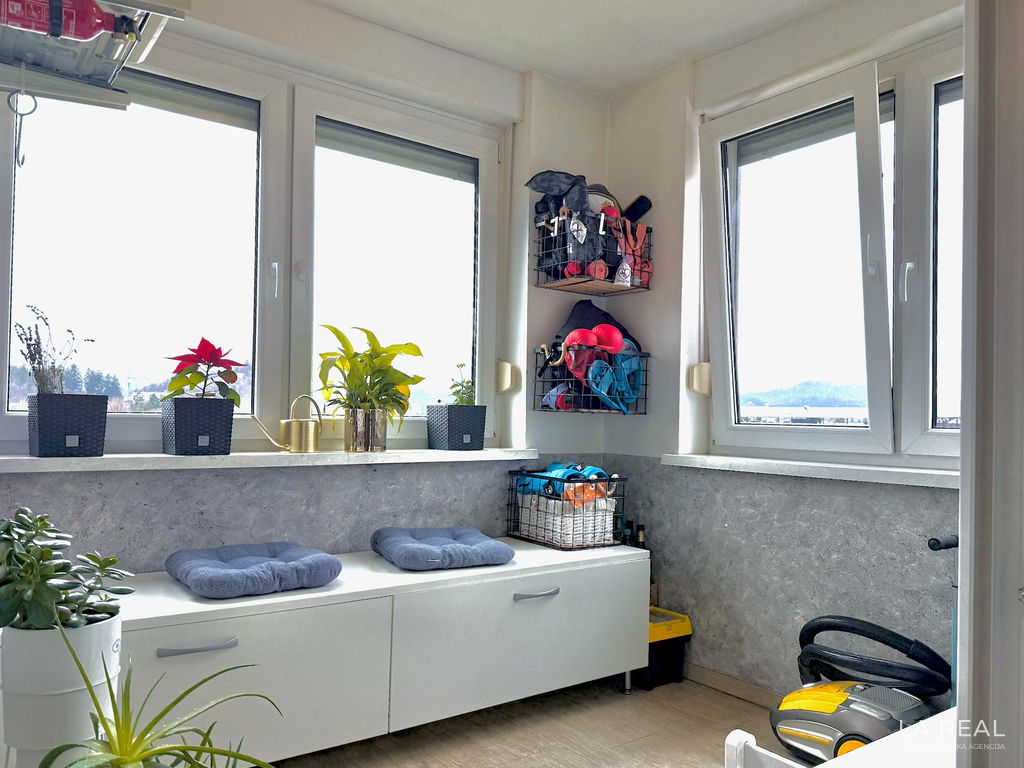 e1-21__hXZuO0tu-1900x1425