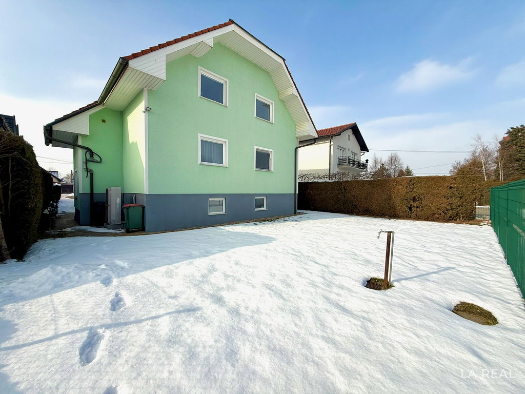 e1-29__gevxSQ9B-1900x1425