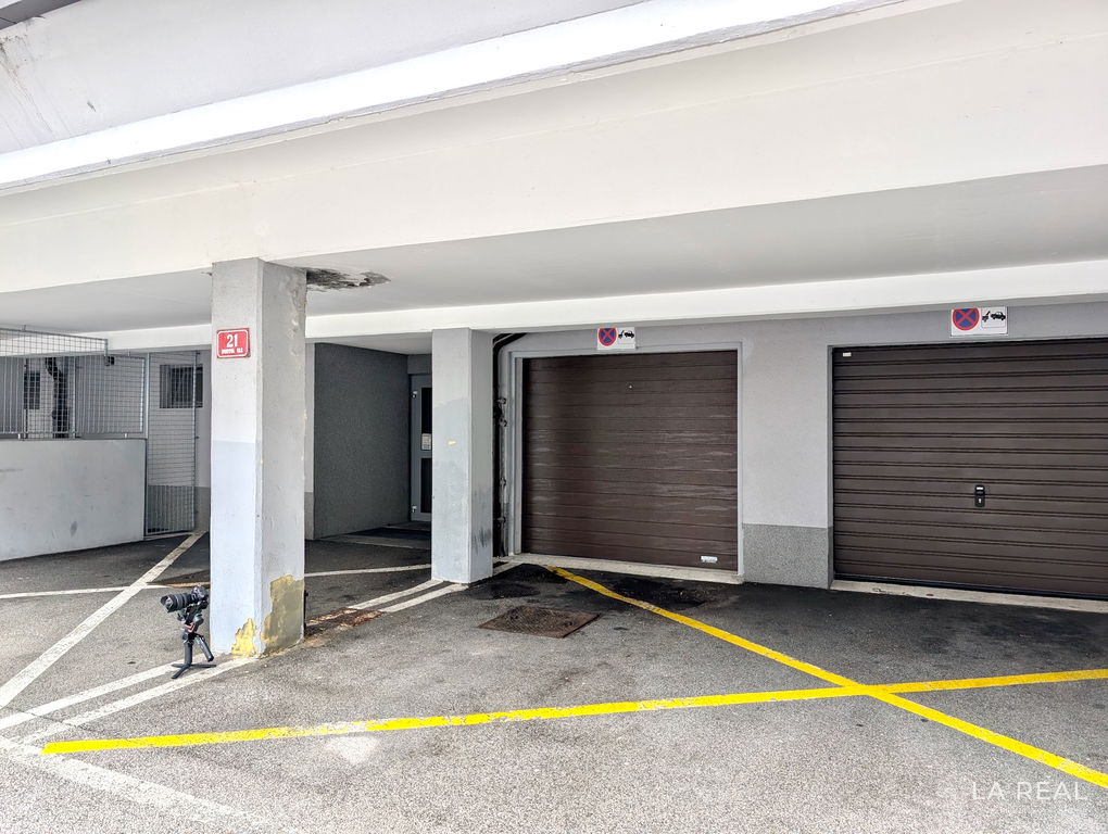 e1-30__gJw8b8ez-1900x1431