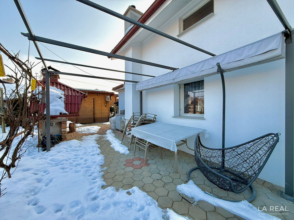 e1-30__zlqvwoOq-1900x1425