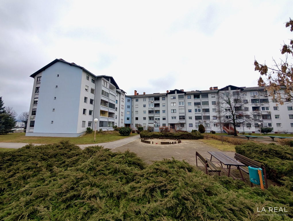 e1-3__2z4U1hFJ-1900x1431