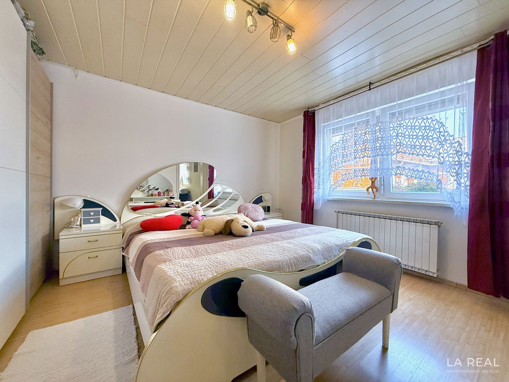 e1-3__RvSdNblV-1900x1425