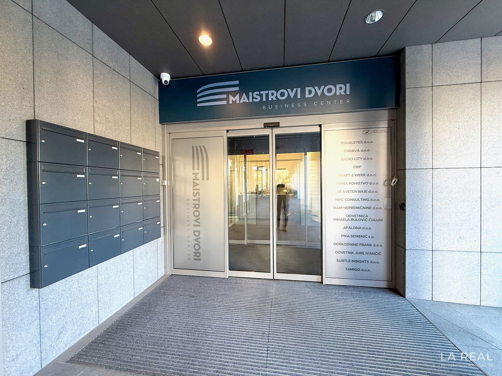 e1-41lzubxcp-1900x1425__69b40a30229cc