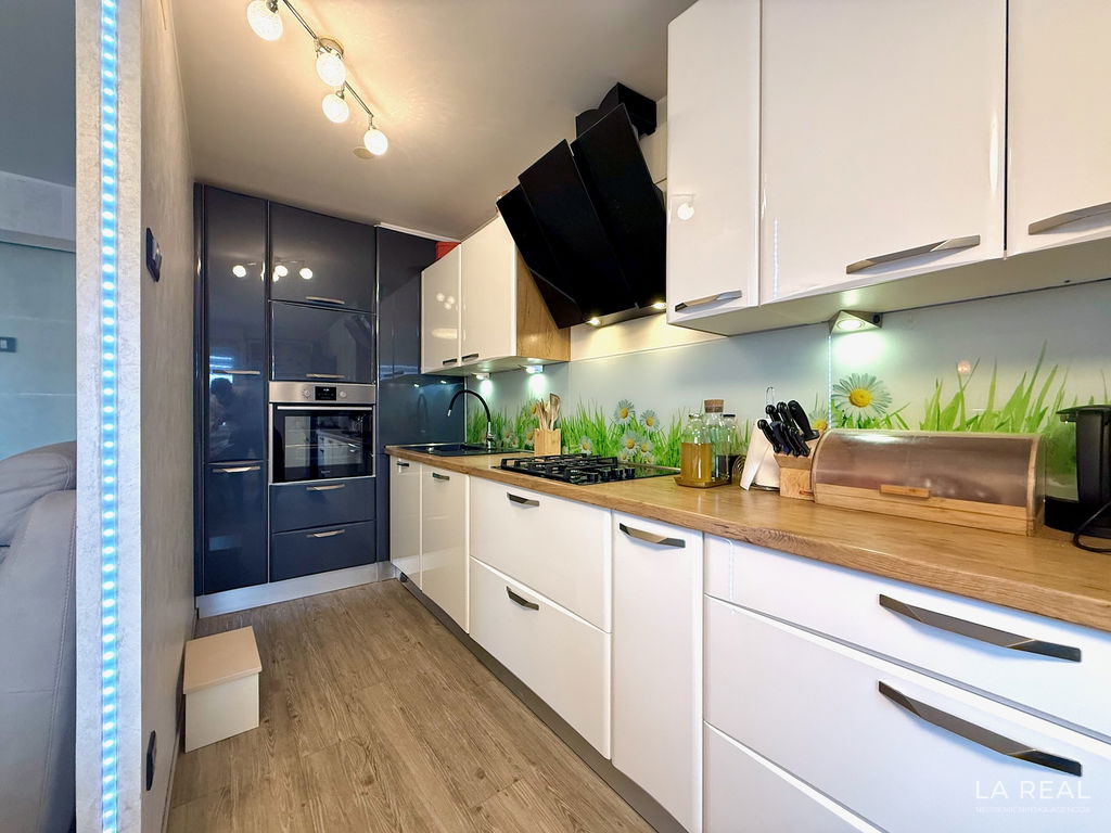 e1-4__RcxsNYdH-1900x1425