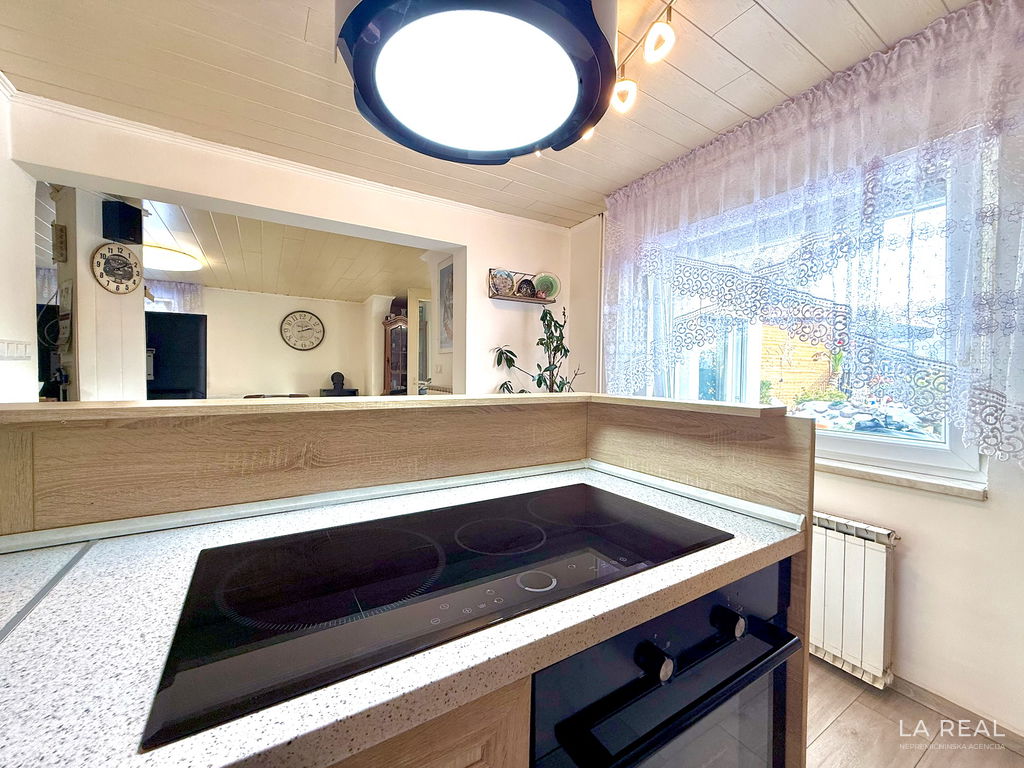 e1-5__GqWHACV1-1900x1425