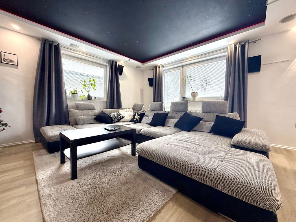 e1-9__IKFVJyNn-1900x1425