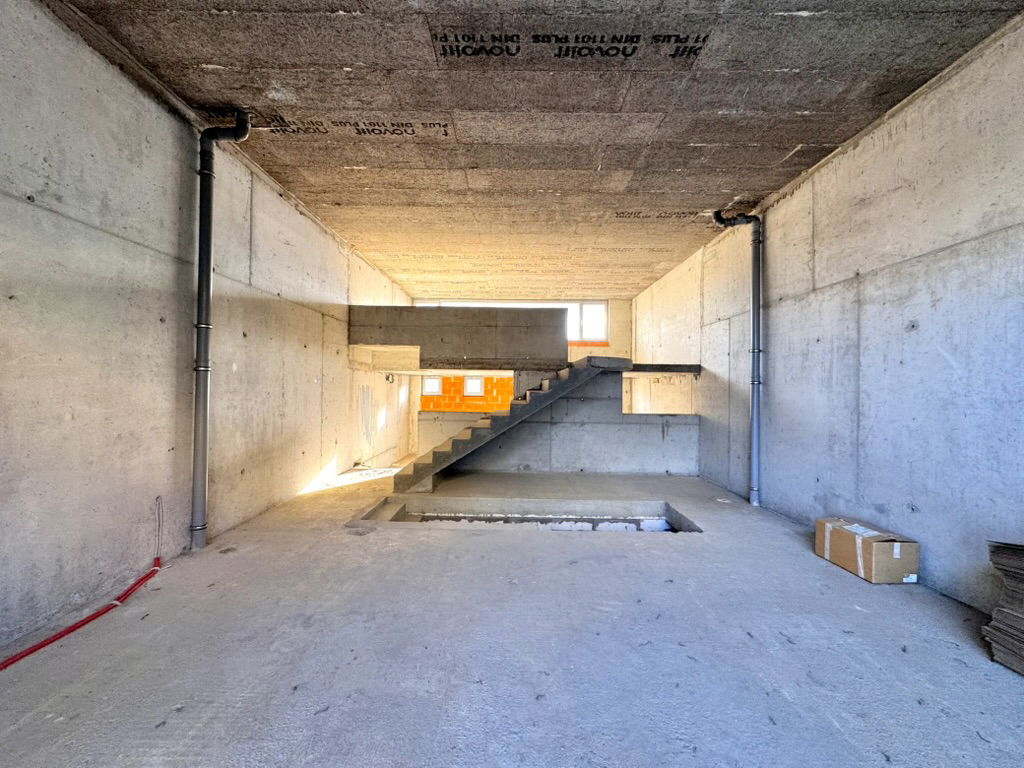 f27526b1-7baa-4288-b373-5ebf3f3e6773-1-105-c__HtJU1RkZ-1024x768