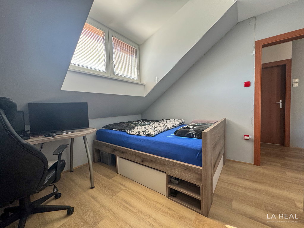 image00004663c73e090e8e__6721fa394587e