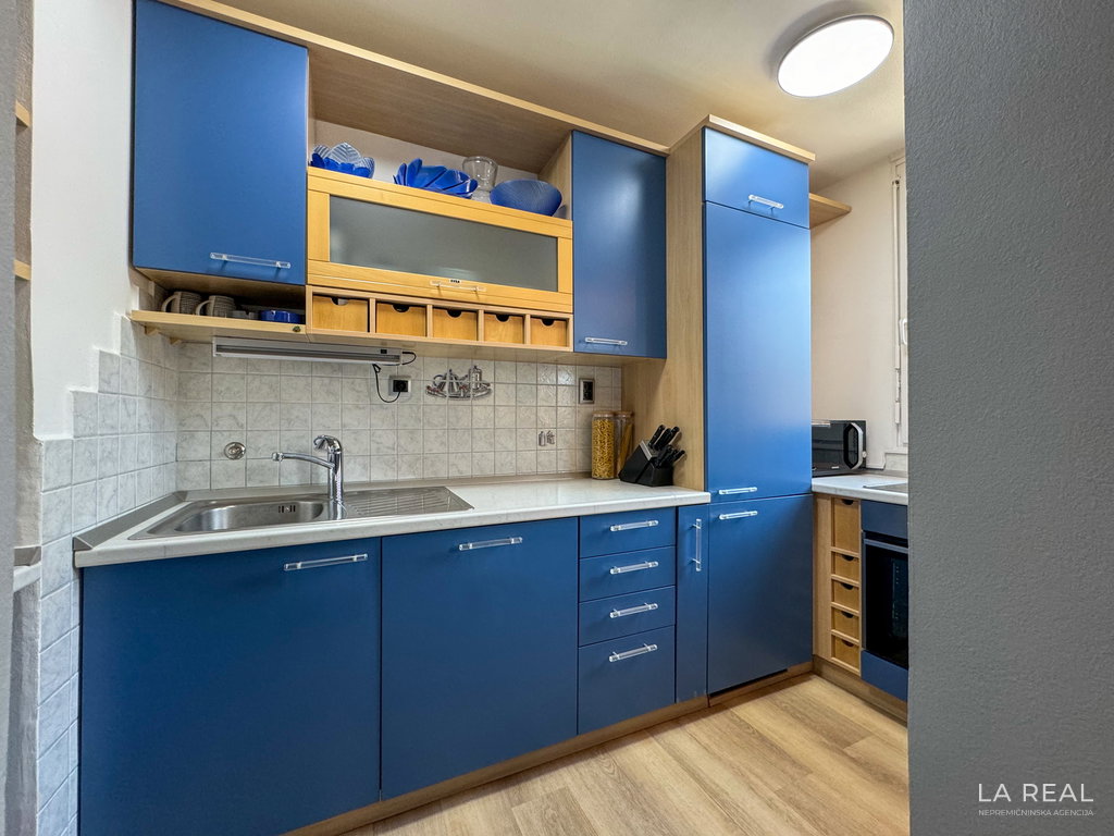 image00007663c73ef9c914__6721fa24105a0