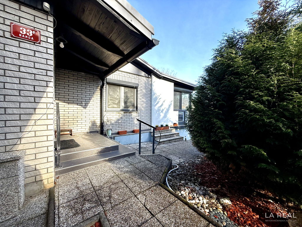 img-0474__fqDOU0W0-4032x3024