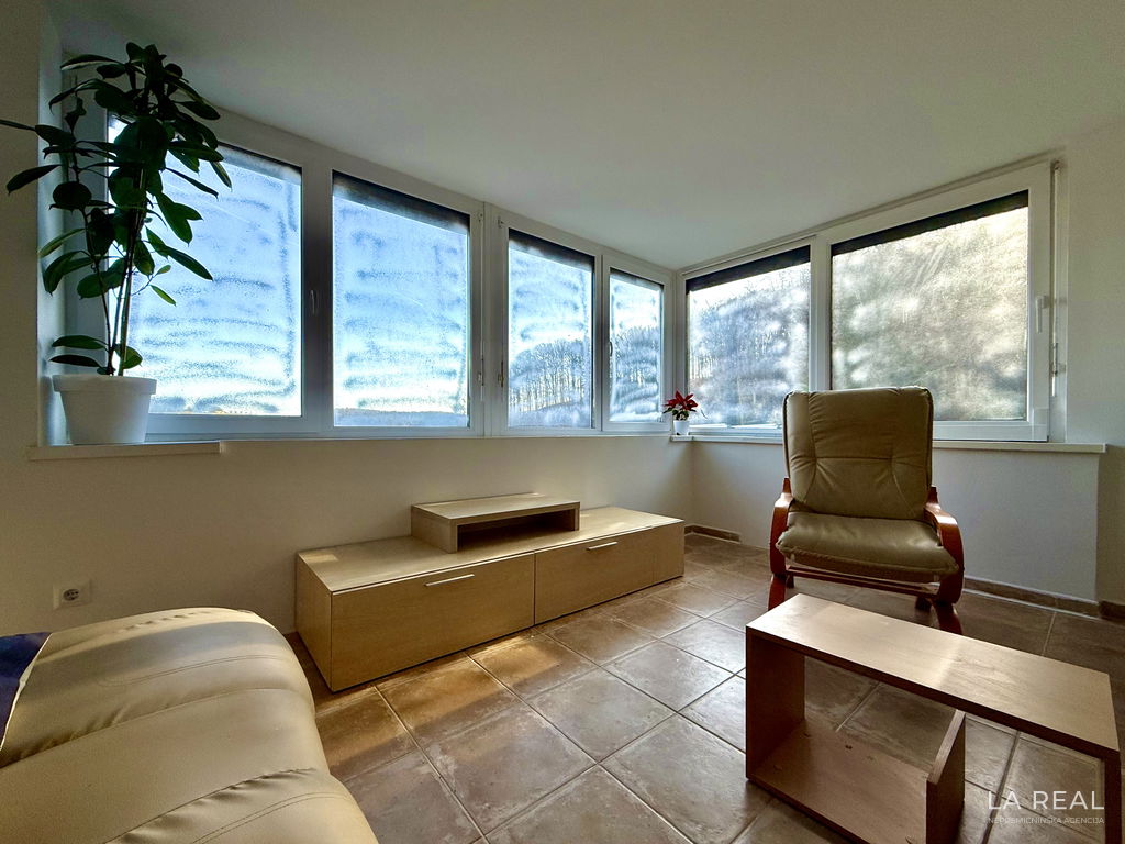 img-0494__5pH8Yru1-3958x2969