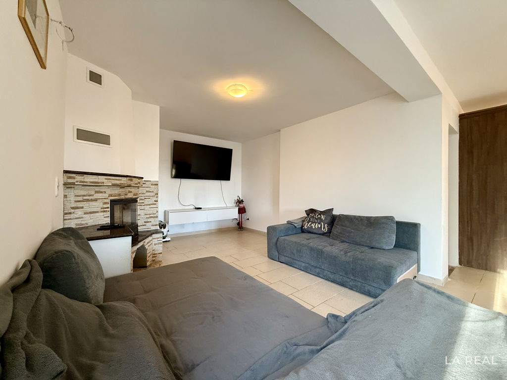 img-0502__lWIohFvE-4032x3024