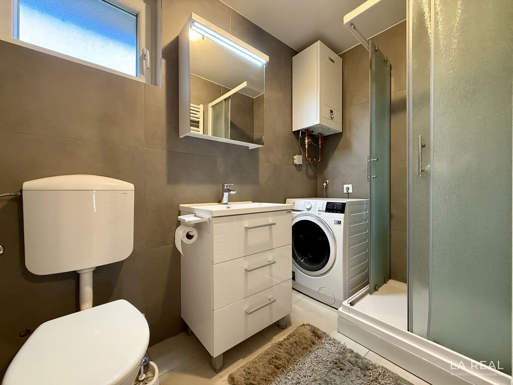 img-0505ieftauwx-4032x3024__69848ee7bdb23