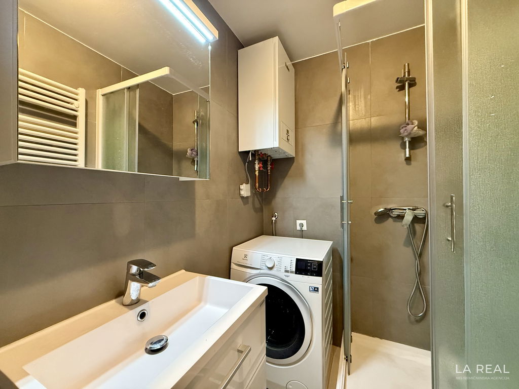 img-0506__MRXWBVX8-4032x3024