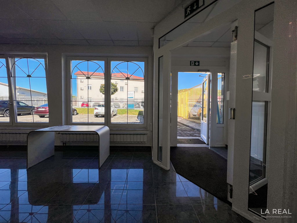 img-3246-8__wLj2KGNU