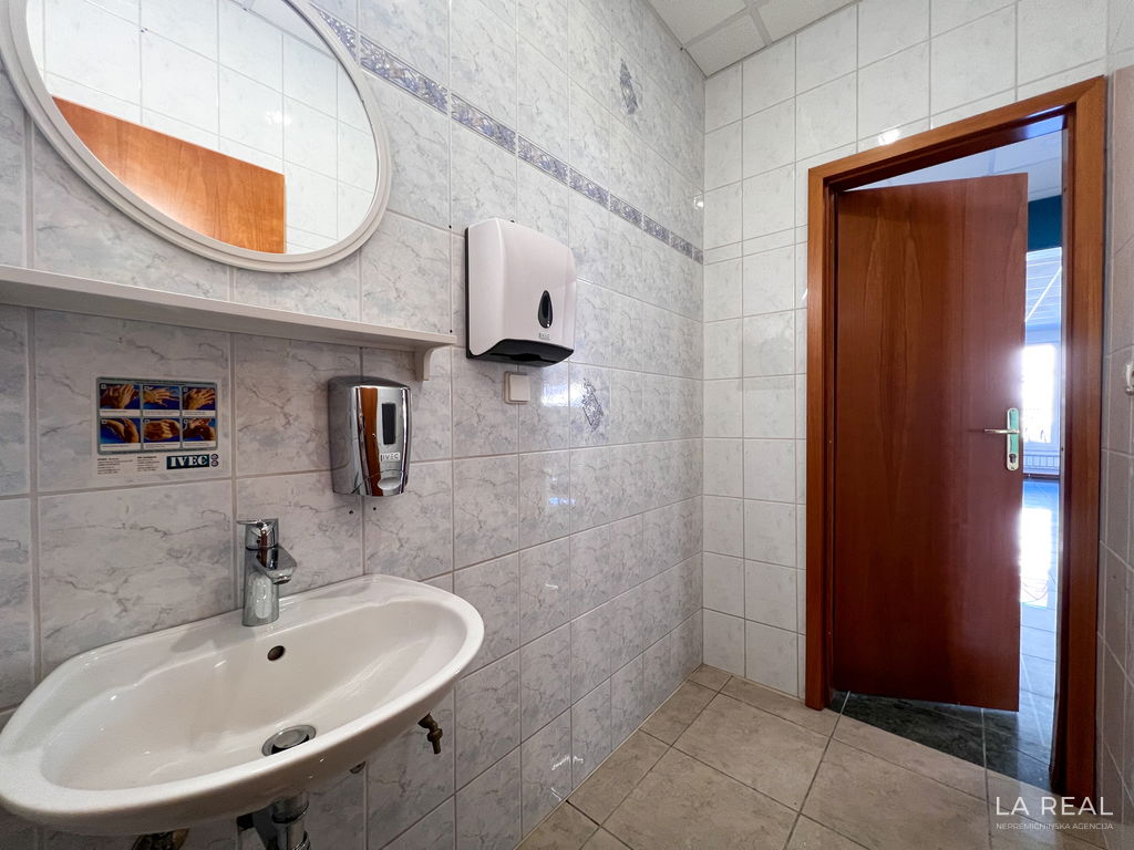 img-3259-11__PlAwDtoP