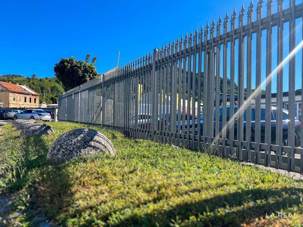 img-3323-28__Rt4UH2TX