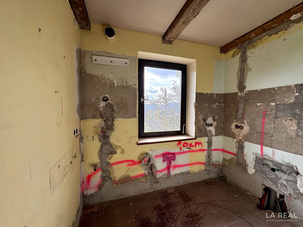 img-5953p8kllpru-4032x3024__698075956a883