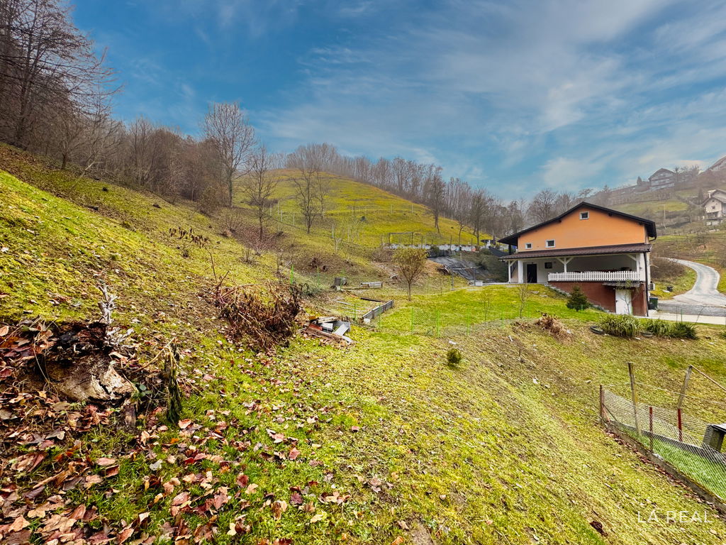 img-7211__B3yjBvNv-1900x1425