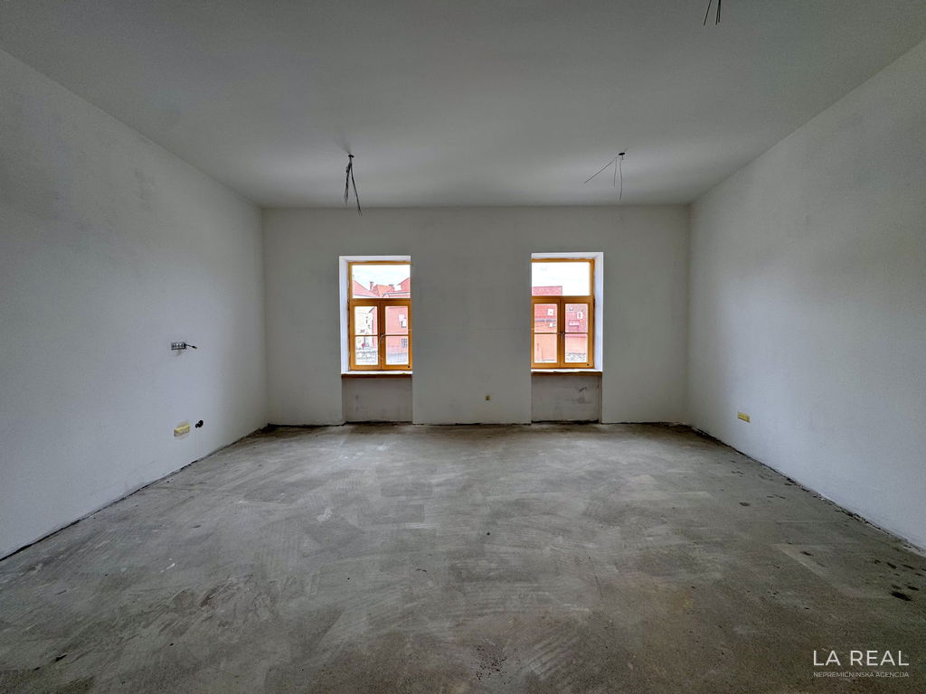 img-8322__d3dnOh9f-4032x3024