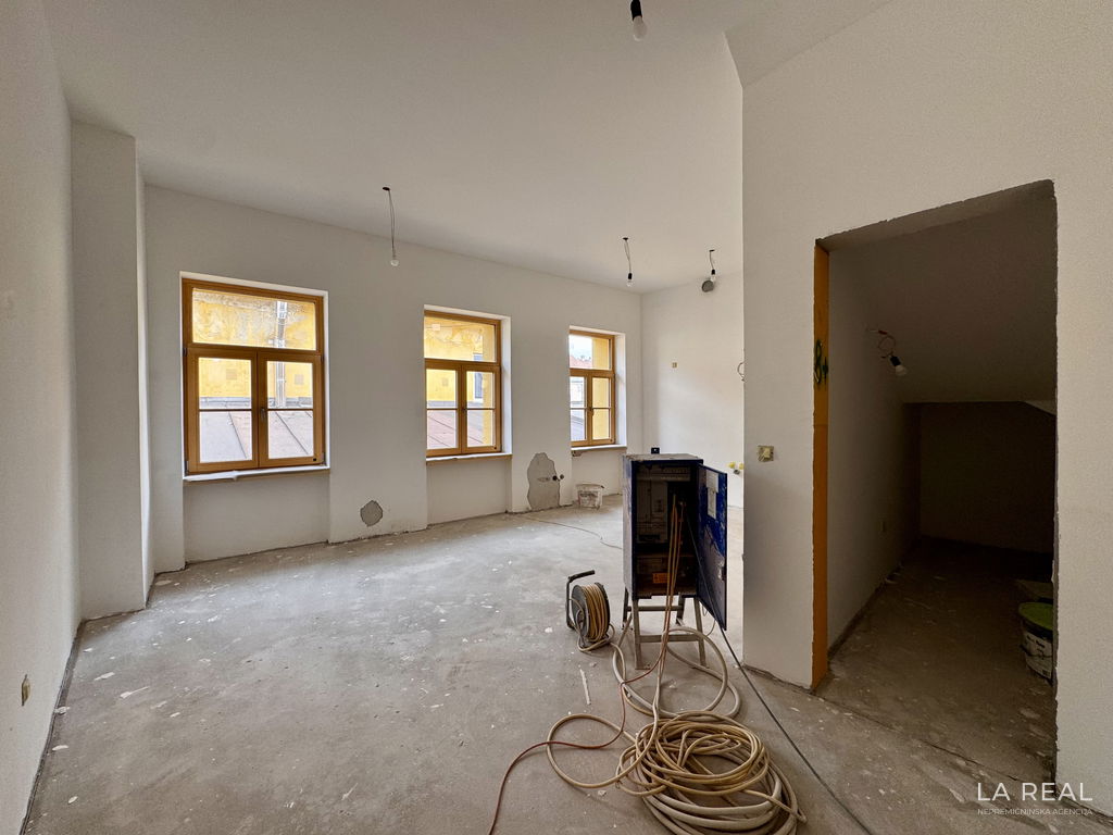 img-8331__NNfV2xt7-4032x3024