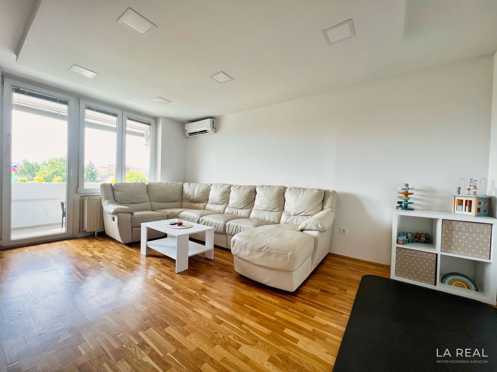 img3284__6687d4b7bb76c