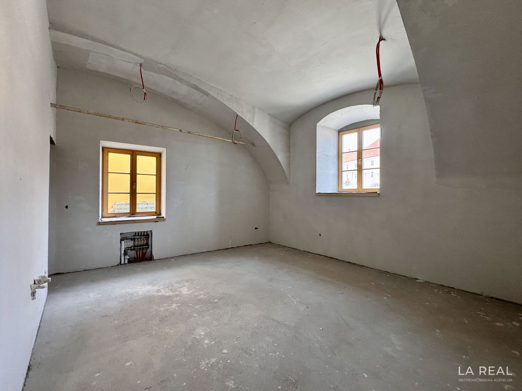 s2-img-8420__asyLXVgp-4032x3024