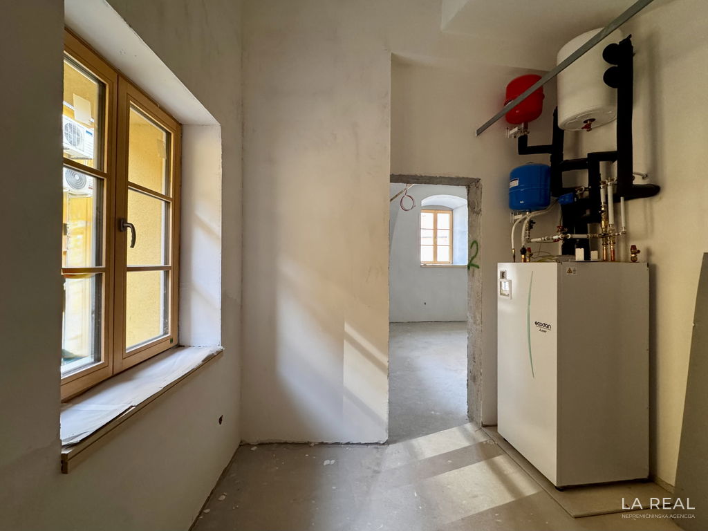 s2-img-8431__RS7SsgeF-3818x2863