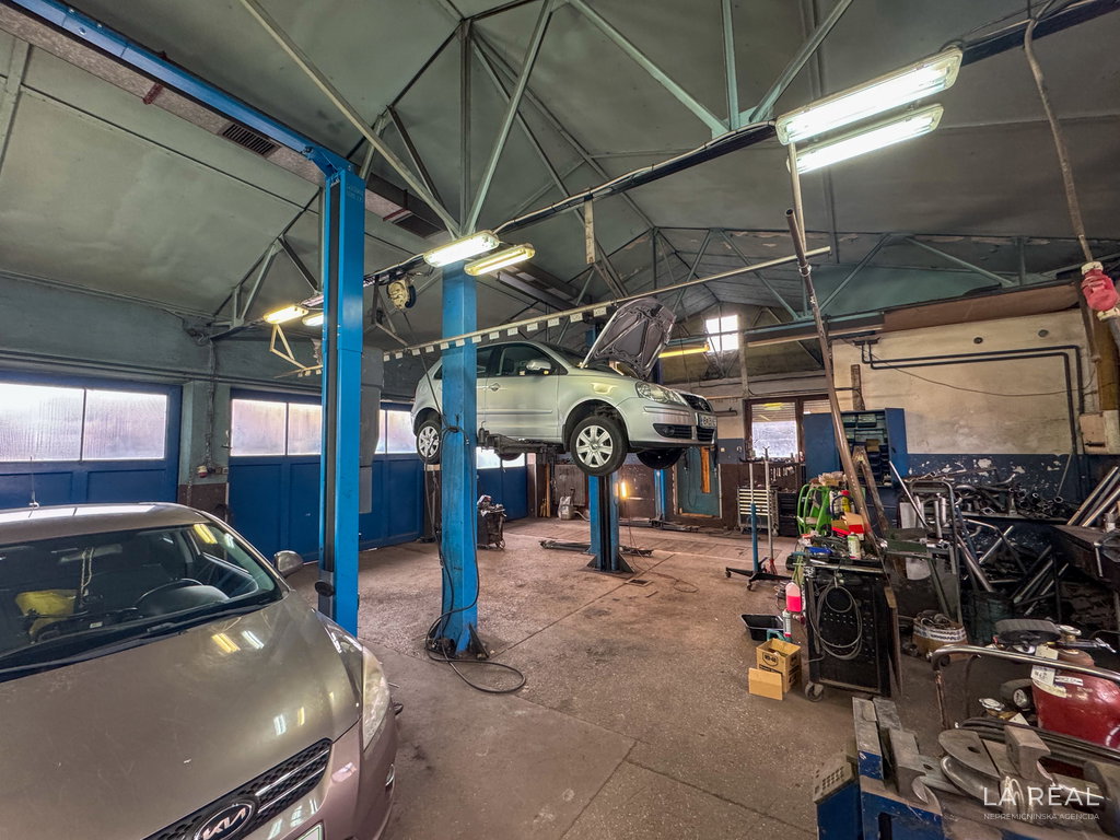 19__0ED9oixd-4032x3024