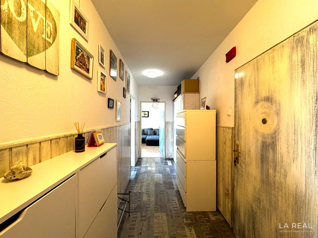 19__BLNKGL6Z-4032x3024