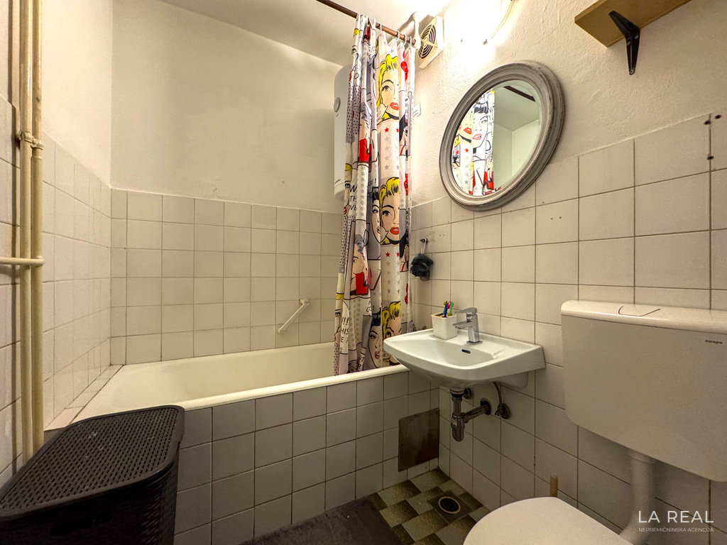 20__GNWsLcpF-4032x3024