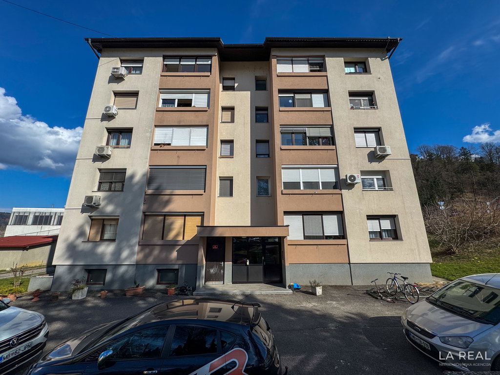 25dgri8ulz-4032x3024__69d68e088e52e