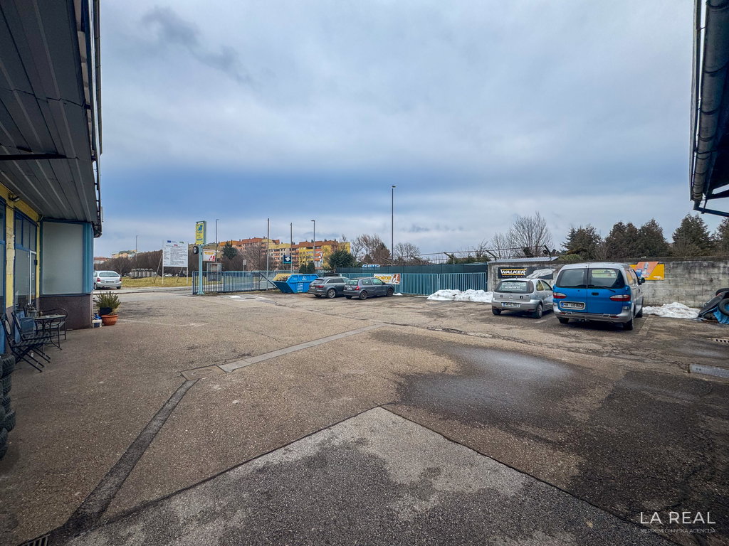 4__ou3f2e8c-4032x3024