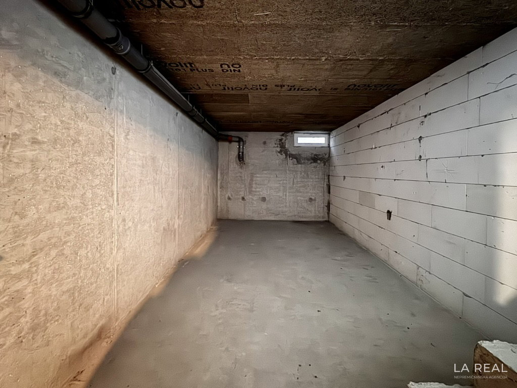 53ba9d0b-5081-4267-9025-01b1fe0de3cf-1-105-c__RC49VT49-1024x768