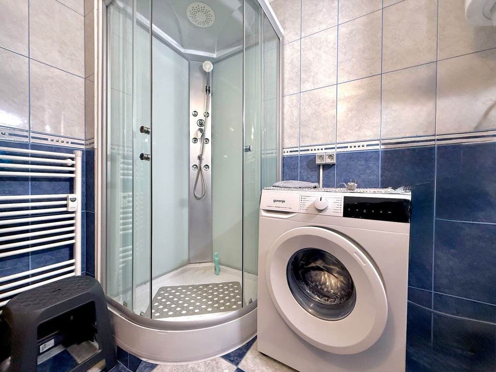 e1-15__XS3Ae7Mw-1900x1425